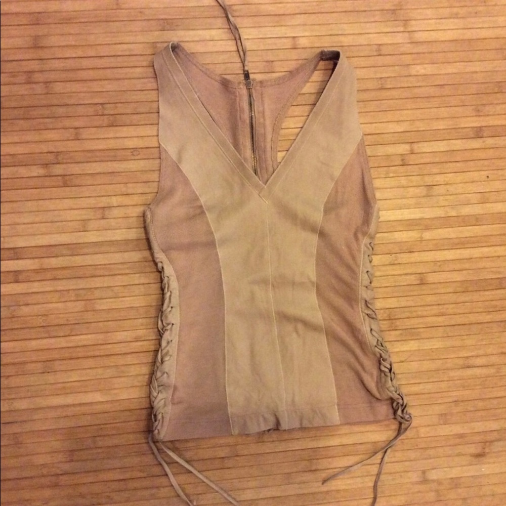 Sexy, natural cotton and leather tank by Illia.